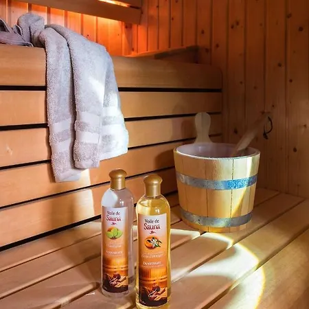 Les Valcaprimontoises Bed & Breakfast