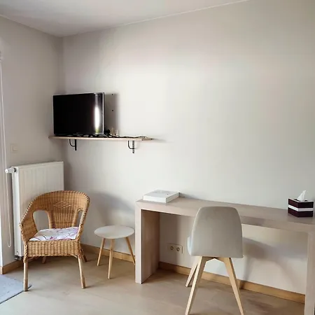 Les Valcaprimontoises 住宿加早餐酒店